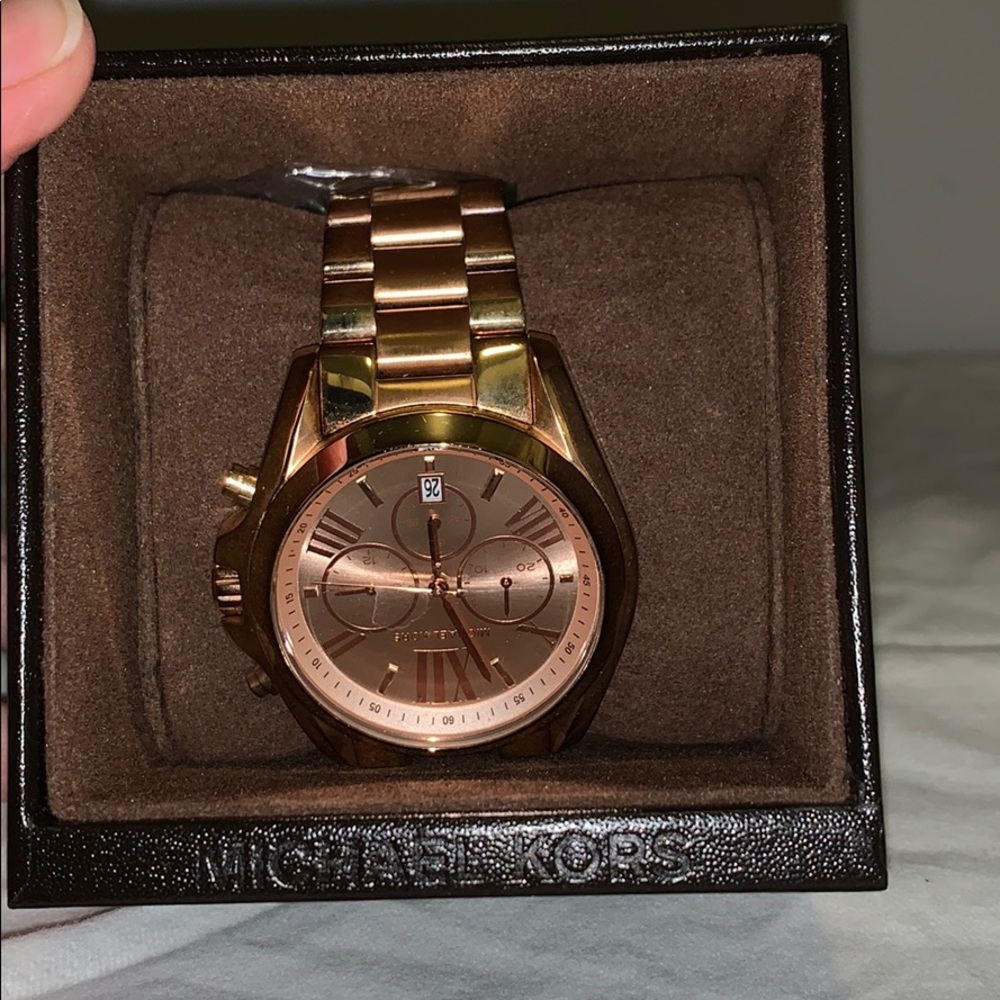 SALE🎉Michael Kors Watch Rose Gold